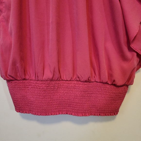 Short sleeve butterfly sleeve pink top - Picture 6 of 7